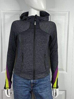 LULULEMON women's hoodie jacket  size 4